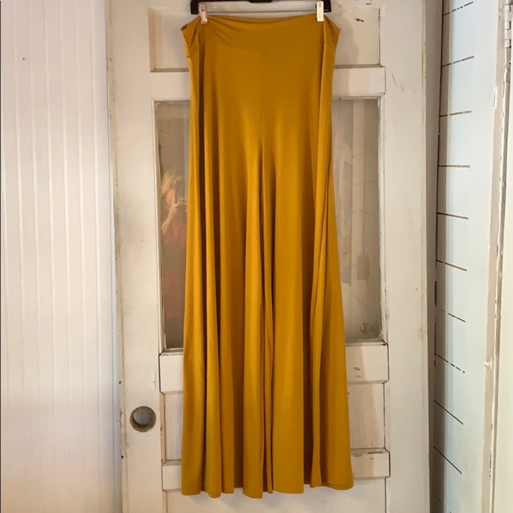 L&B Wide Leg Pant in Mustard